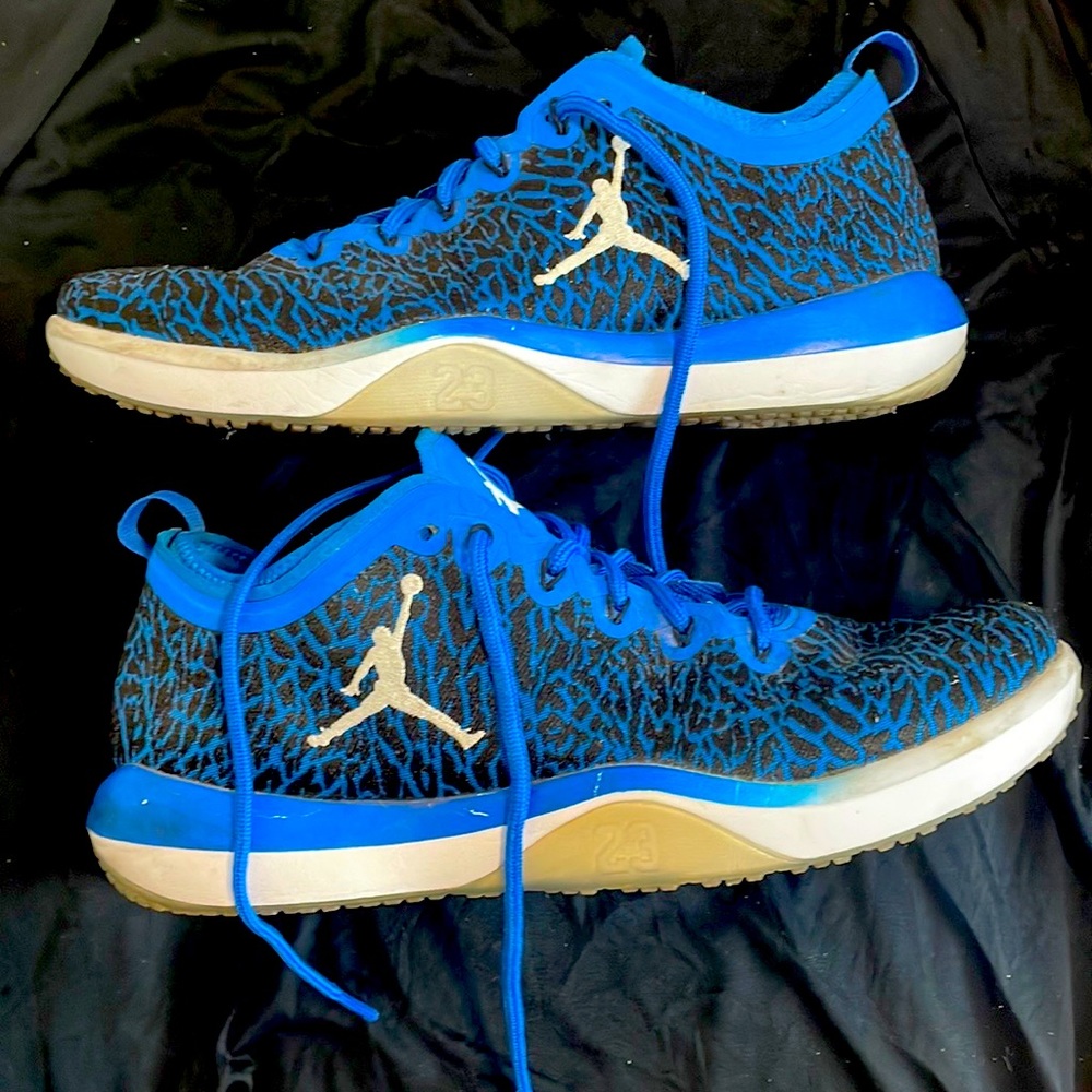 JORDAN AIR trainer low size 12